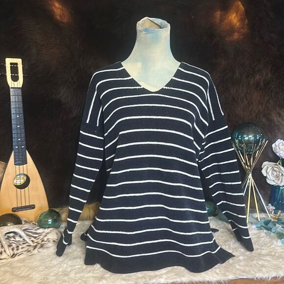 Eileen Fischer sweater PS (1000A) - Picture 1 of 5